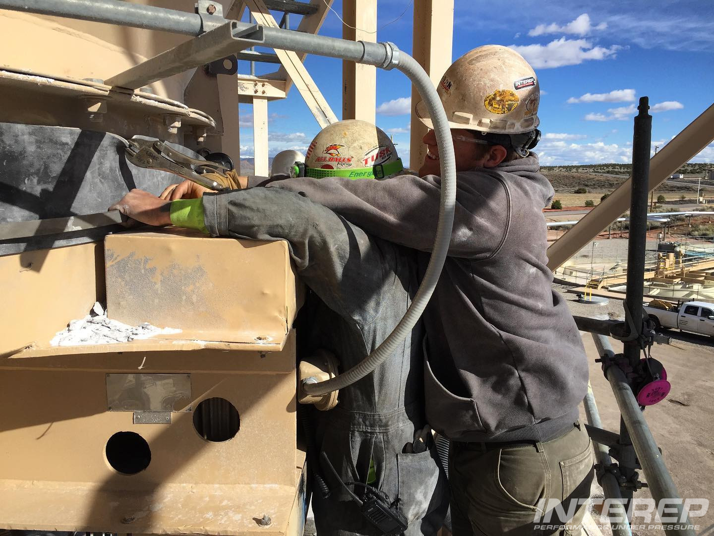 We’ll do whatever it takes to keep you up and running….. even if that means social closening. 🤝
.
.
.
We fought this water treatment silo expansion joint for hours. Sometimes you just need a little elbow grease from a buddy to help you operate those vice grips. This one had an EPDM expansion joint belt with a natural gum rubber sheet liner inside.