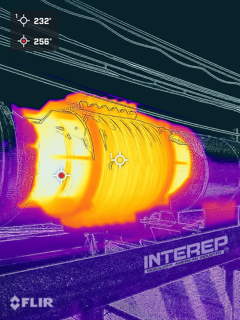 FLIR thermal image of a metal bellows expansion joint during an online low-pressure steam inspection.